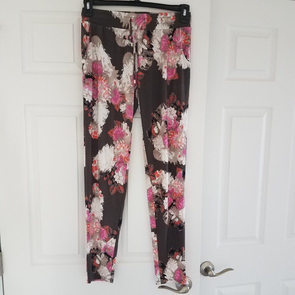 INC leggings with drawstring NWOT